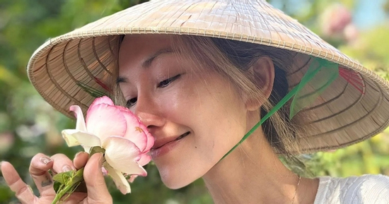 'Út Ráng' Kim Hiền khoe tình yêu đặc biệt sau nhiều thăng trầm
