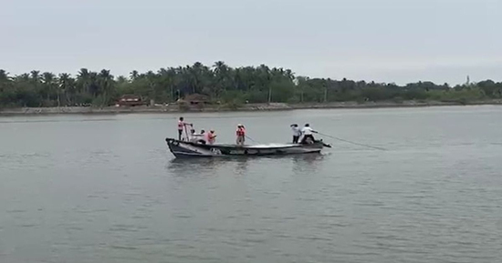 8 người trong gia đình thiệt mạng khi đi mò trai dưới sông: Hiện trường thương tâm