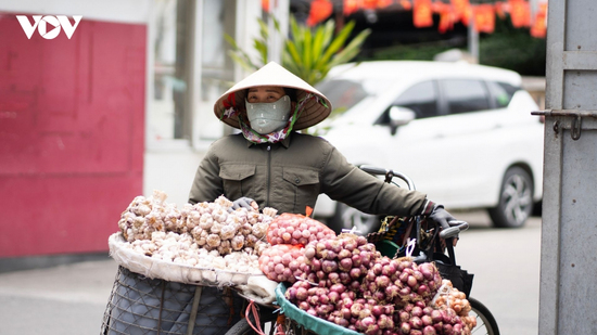 Nắng nóng cực đoan, người dân được khuyến cáo tránh ra ngoài khung giờ từ 10h-16h