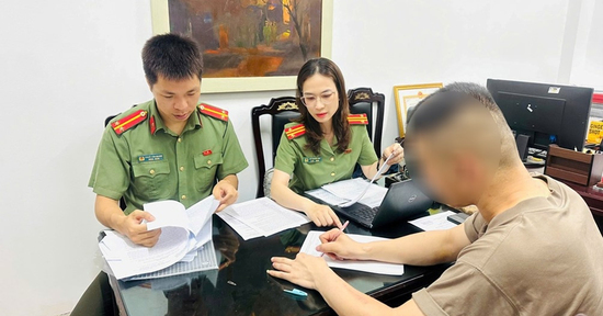 Xử phạt đơn vị tổ chức thi 'hoa khôi' không phép ở Hà Nội