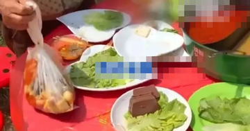 Đám cưới 17 triệu đồng của cặp đôi trẻ gây sốt, lý do phía sau khiến nhiều người bất ngờ