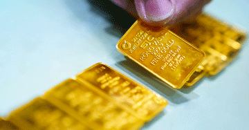 Giá vàng đổ dốc không phanh, mất gần 35 triệu từ đỉnh lịch sử