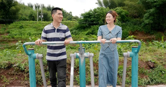 Người vợ quyết hiến thận cứu chồng: 'Còn em ở đây, gia đình mình vẫn còn'