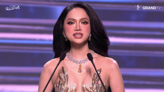 Video: Phần thi ứng xử thông minh của Hương Giang khi vào top 5 Miss Grand All Stars