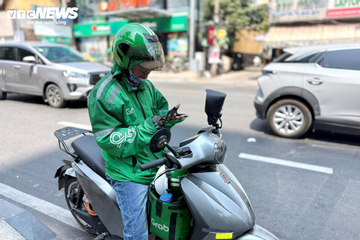 Shipper, xe ôm công nghệ ở TP.HCM dự kiến phải dùng xe điện từ 2028