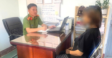 Lời khai của thiếu nữ đẻ trong nhà vệ sinh, giấu con sau bồn cầu