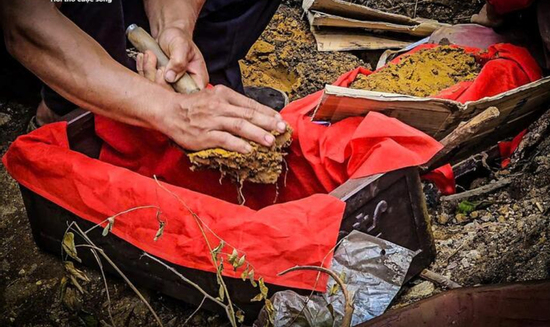 Hiện trường quy tập hơn 150 tiểu quách nghi liên quan thai nhi ở Ninh Bình