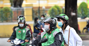 Lý do Hà Nội chưa định cấm ngay xe máy công nghệ chạy xăng trong vùng phát thải thấp