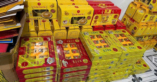 Khởi tố 2 bị can làm giả gần 16.000 sản phẩm yến sào Khánh Hòa