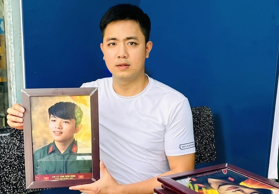 Nghe cha kể chuyện chiến trường, con phục chế ảnh liệt sỹ cho hàng trăm gia đình