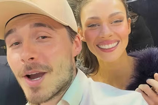 Brooklyn Beckham châm biếm gia đình