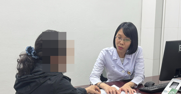 Tuổi xế chiều cô quạnh, người mẹ phải nhập viện vì trầm cảm nặng