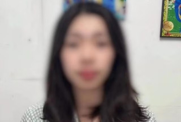 Nữ ca sĩ Việt 14 tuổi bật khóc cầu cứu, công ty quản lý nói gì?