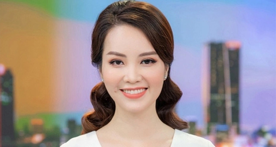 Điều khiến á hậu Thụy Vân ở lại VTV gần 20 năm và giấu kín chồng
