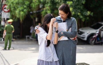 Điểm thi vào lớp 10 không như mong đợi: Học sinh cần nhất là vòng tay gia đình