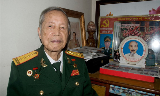 Anh hùng La Văn Cầu từ trần