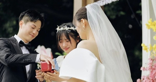 Chồng mừng 1,5 cây vàng đám cưới bạn thân, vợ nổi giận lôi đình chất vấn một câu khiến dân mạng dậy sóng