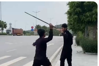 Xác minh vụ tài xế xe tải bị chặn đường, hành hung tại Quảng Ninh