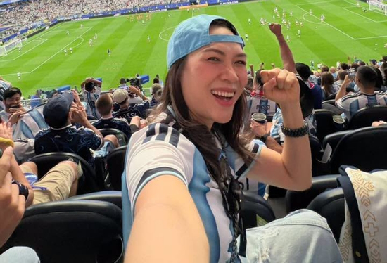 Mai Tài Phến - Mỹ Tâm lộ ảnh cùng xem World Cup 2026 vì khán giả quốc tế