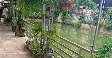 Ba năm mất 3 con vì đuối nước, phải dùng cánh cửa ghép thành quan tài, người cha nói lời gan ruột