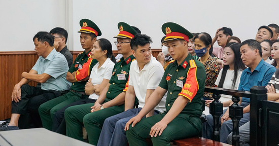 Hơn 7.000 tỷ đồng Hậu 'pháo' chiếm đoạt của nhà đầu tư trôi về đâu?