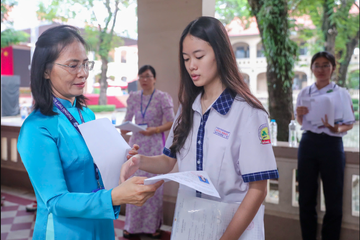NÓNG: TPHCM công bố điểm chuẩn lớp 10 công lập năm 2026