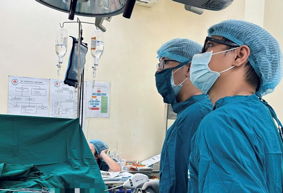 Bỏ qua dấu hiệu cảnh báo từ cơ thể, người đàn ông phải nhập viện khẩn cấp