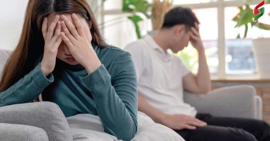 Bước vào phòng ngủ của chồng cũ sau 2 năm ly hôn, tôi chết lặng khi thấy một điều không ngờ
