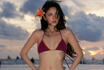 Ngọc Trinh diện bikini đỏ “bé xíu”, vòng eo con kiến tuổi 37 gây 