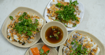 Quán bánh cuốn 53 năm, 'khách Tây đông hơn khách ta' được Michelin khen ngợi