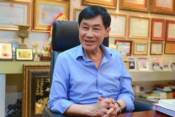 Hành trình “ngược dòng” của doanh nhân Johnathan Hạnh Nguyễn