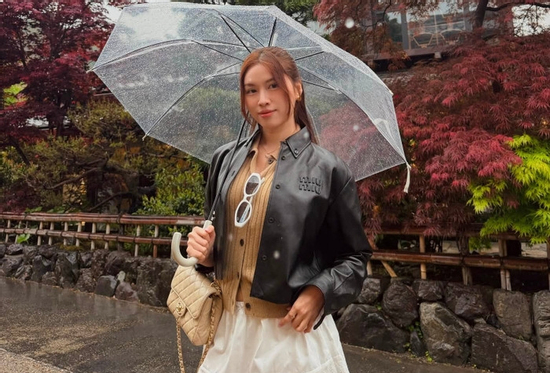 MC Thanh Thanh Huyền khoe nhan sắc trẻ trung trong chuyến du lịch tại Kyoto