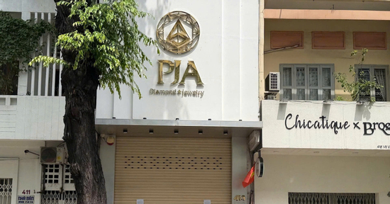 Cửa hàng kim cương bất ngờ đóng cửa, khách hàng lo kẹt tài sản hàng tỷ đồng