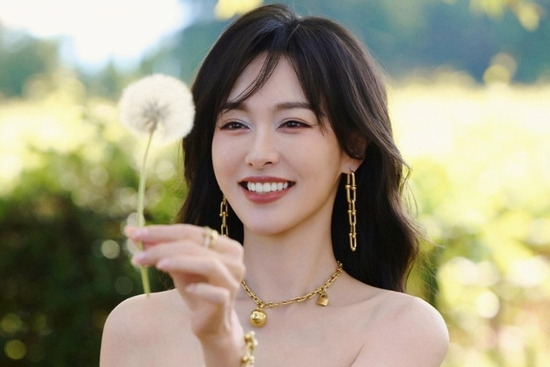 Đúng ngày mai, thứ Ba 21/7/2026, Thần Tài ban tài lộc, 3 con giáp vận mệnh sáng rực rỡ, tiền vàng dư dôi, tận hưởng vi hoa phú quý khó ai bằng