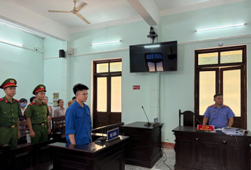 Bác sĩ thua lỗ tiền ảo, đột nhập 3 tiệm vàng trộm tài sản hơn 5 tỷ đồng