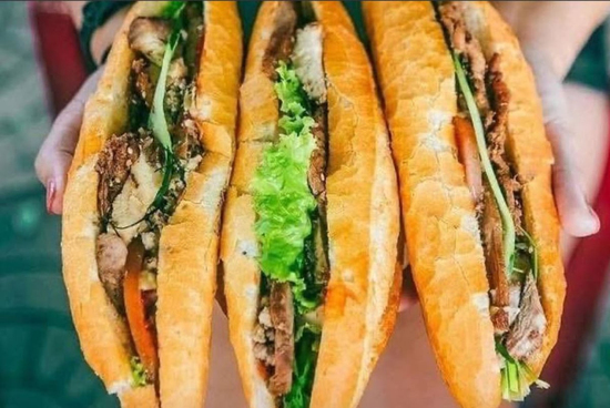 Bộ Y tế yêu cầu điều tra vụ 84 người nghi ngộ độc thực phẩm sau ăn bánh mì