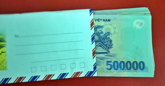 Bố mẹ nói cho vay 200 triệu xây nhà, về đếm lại con gái phát hiện điều bất ngờ