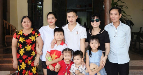 Con gái tìm thấy bố ở Thái Nguyên sau 34 năm mất liên lạc, phút đoàn tụ xúc động