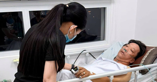 Nghệ sĩ Minh Hòa đột quỵ, suy hô hấp