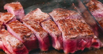 5 nhóm người không nên ăn thịt bò