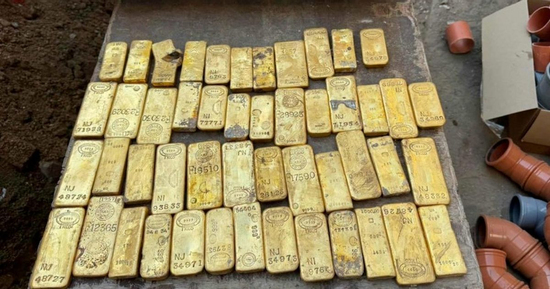 Nhóm công nhân bất ngờ đào trúng kho vàng trị giá 280 tỷ đồng