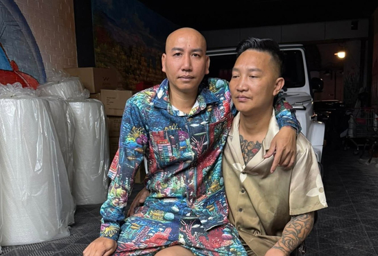 'Tàn dư' từ Phú Lê, Huấn Hoa Hồng