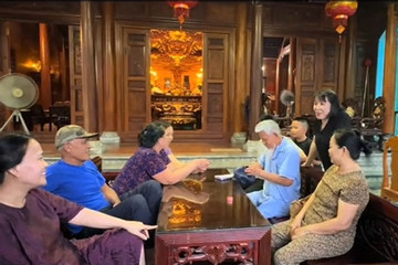 Cụ ông 92 tuổi ở Nghệ An tặng tiền, vàng cho 41 con cháu, nhắn nhủ điều xúc động