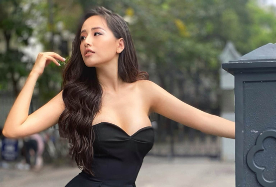 Mai Phương Thúy gây chú ý với loạt ảnh “nóng bỏng”