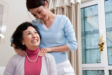 Vác bụng bầu 7 tháng về nhà lúc tối mịt thấy mâm cơm chỉ chỏng chơ bát cơm trắng, tôi tủi thân rơi nước mắt