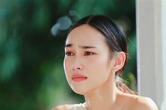 Nghe em dâu khóc lóc vì osin dính bầu, tôi sang an ủi thì tá hỏa phát hiện bí mật bất ngờ