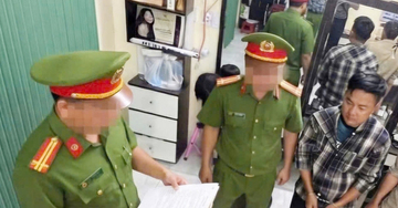 Bắt khẩn cấp nhóm đối tượng dùng còng số 8 khống chế người, ép viết giấy nợ