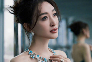 Vượt qua nỗi buồn sau đổ vỡ hôn nhân, Chị đẹp tự thưởng cho mình siêu xe tiền tỷ