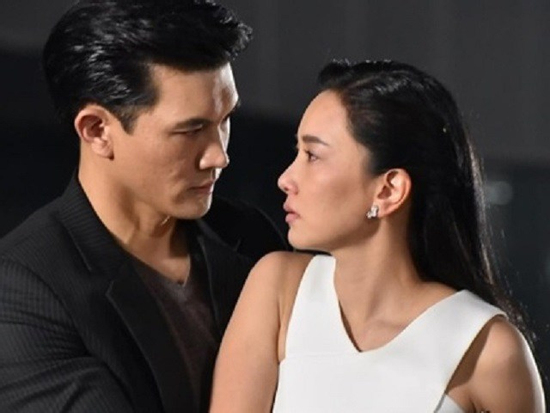 Vừa cưới xong, mẹ chồng đã hỏi mượn lại số vàng trao cho con dâu, câu nói của nàng dâu khiến cả nhà sững sờ