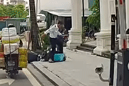 Bắt khẩn cấp bảo vệ khu đô thị hành hung tài xế xe công nghệ ở Hà Nội